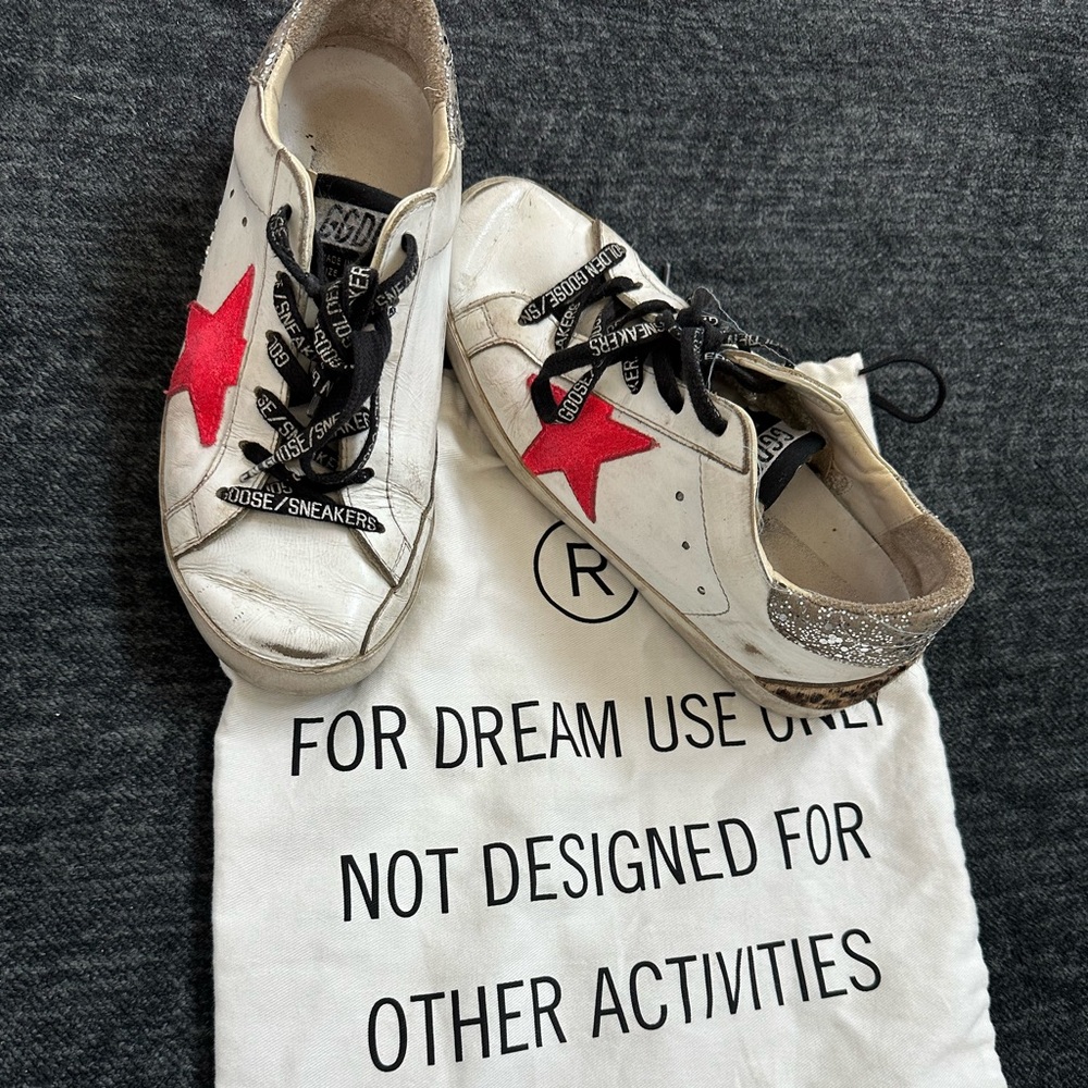 Golden goose superstars.